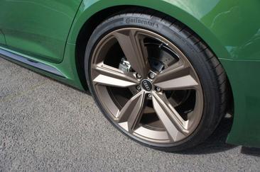 Audi RS4 Avant — photo 10