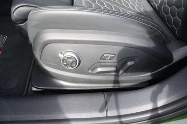 Audi RS4 Avant — photo 13