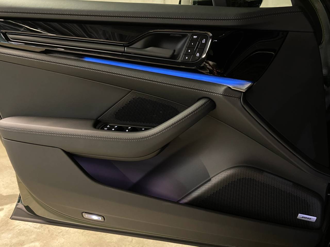 Porsche Panamera III 4 E-Hybrid - 2025 - Joinsteer - #11