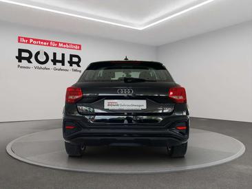 Audi Q2 S Line — photo 5