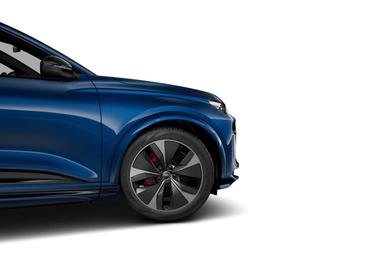 Audi SQ6 E-tron — photo 3