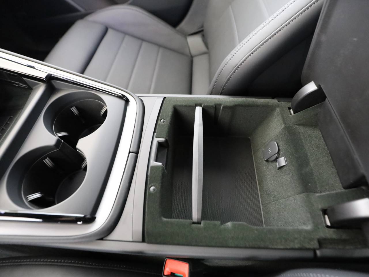 Porsche Panamera III 4 E-Hybrid - 2025 - Joinsteer - #24