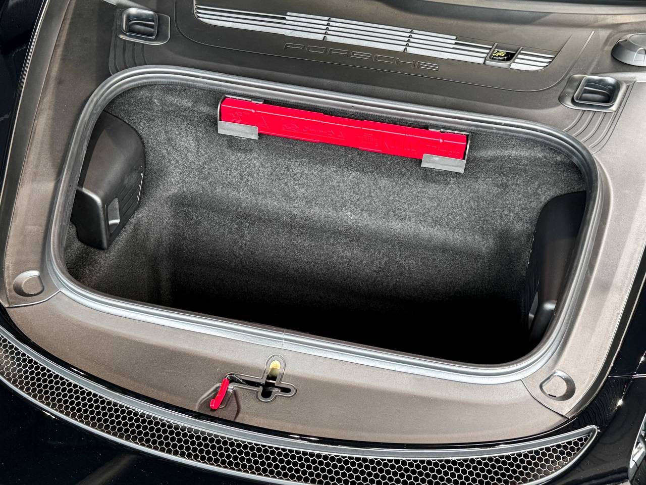 Porsche 718 type 982 Cayman GT4 RS - 2025 - Joinsteer - #32