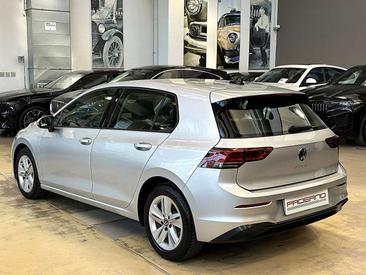 Volkswagen Golf Trendline — photo 3