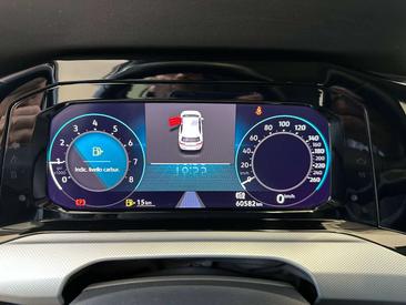 Volkswagen Golf Trendline — photo 24