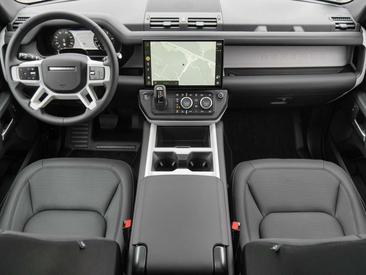 Land Rover Defender 90 D200 S Pano-AHK-Luftfederung-Winter Paket Vert — photo 4