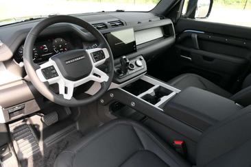 Land Rover Defender 90 D200 S AWD Auto Noir — photo 10