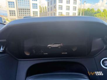 Land Rover Range Rover Velar Dynamic SE D200 AWD Auto — photo 10