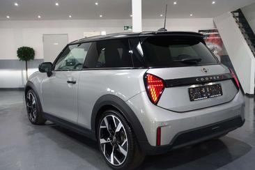 Mini Cooper Favoured S — photo 7