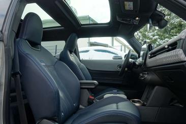Mini Cooper Favoured S — photo 36