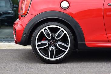Mini Hatch 3 Portes JCW One — photo 15