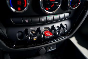 Mini Clubman Salt Cooper — photo 27