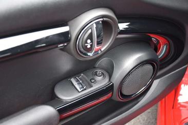 Mini Hatch 3 Portes JCW One — photo 31