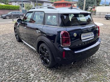 Mini Countryman COOPER SE — photo 3