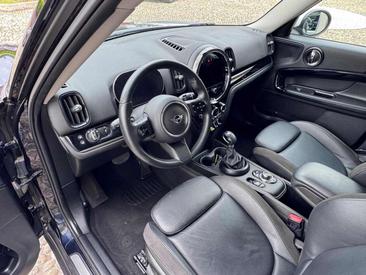 Mini Countryman COOPER SE — photo 9