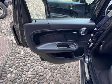 Mini Countryman COOPER SE — photo 13