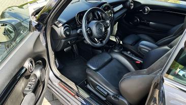 Mini Cabrio John Cooper Works — photo 19