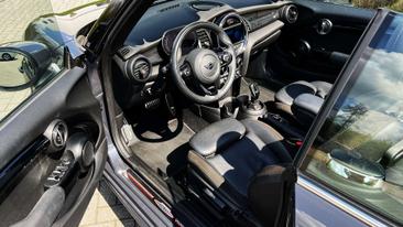 Mini Cabrio John Cooper Works — photo 22