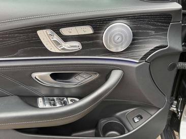 Mercedes Classe E63 AMG 63 — photo 12