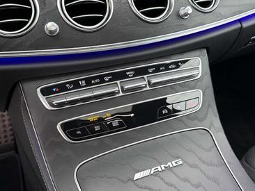 Mercedes Classe E63 AMG 63 — photo 22