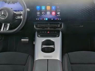 Mercedes CLA 250 Night Edition — photo 7