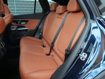 Mercedes GLC 400 — photo 14