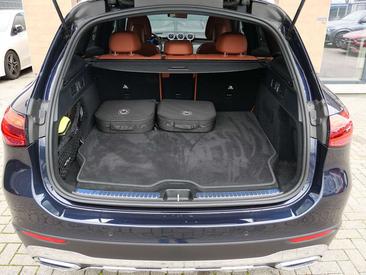 Mercedes GLC 400 — photo 16