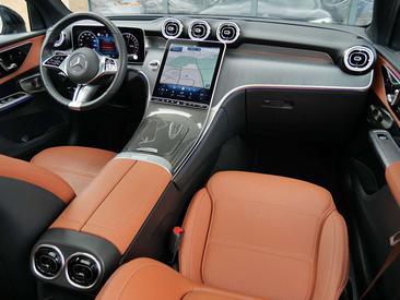 Mercedes GLC 400 — photo 20
