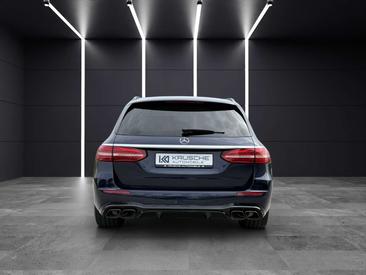 Mercedes Classe E63 AMG 63 — photo 4