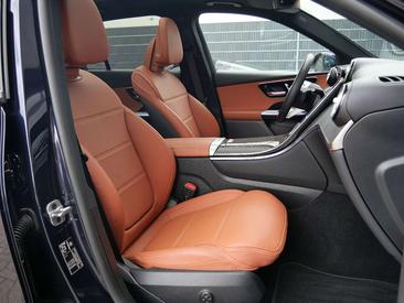Mercedes GLC 400 — photo 28
