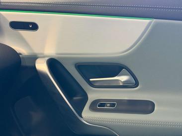 Mercedes CLA Shooting Break 180 Night Edition — photo 17