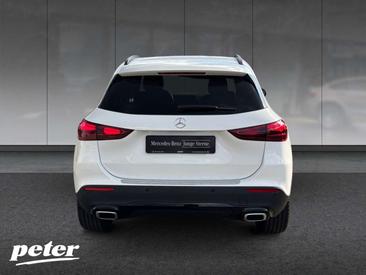 Mercedes GLA 180 Night Edition — photo 4