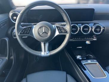 Mercedes CLA 200 — photo 7