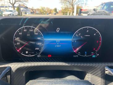 Mercedes CLA 200 — photo 11