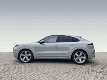 Porsche Cayenne III GTS Coupé — photo 2