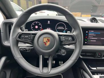 Porsche Cayenne III GTS Coupé — photo 21