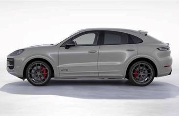 Porsche Cayenne III GTS Coupé — photo 3