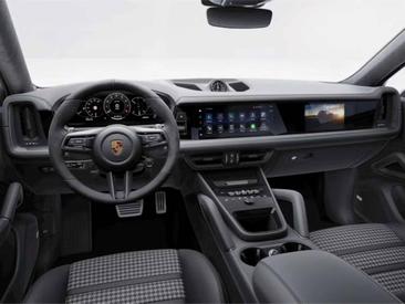 Porsche Cayenne III GTS Coupé — photo 9