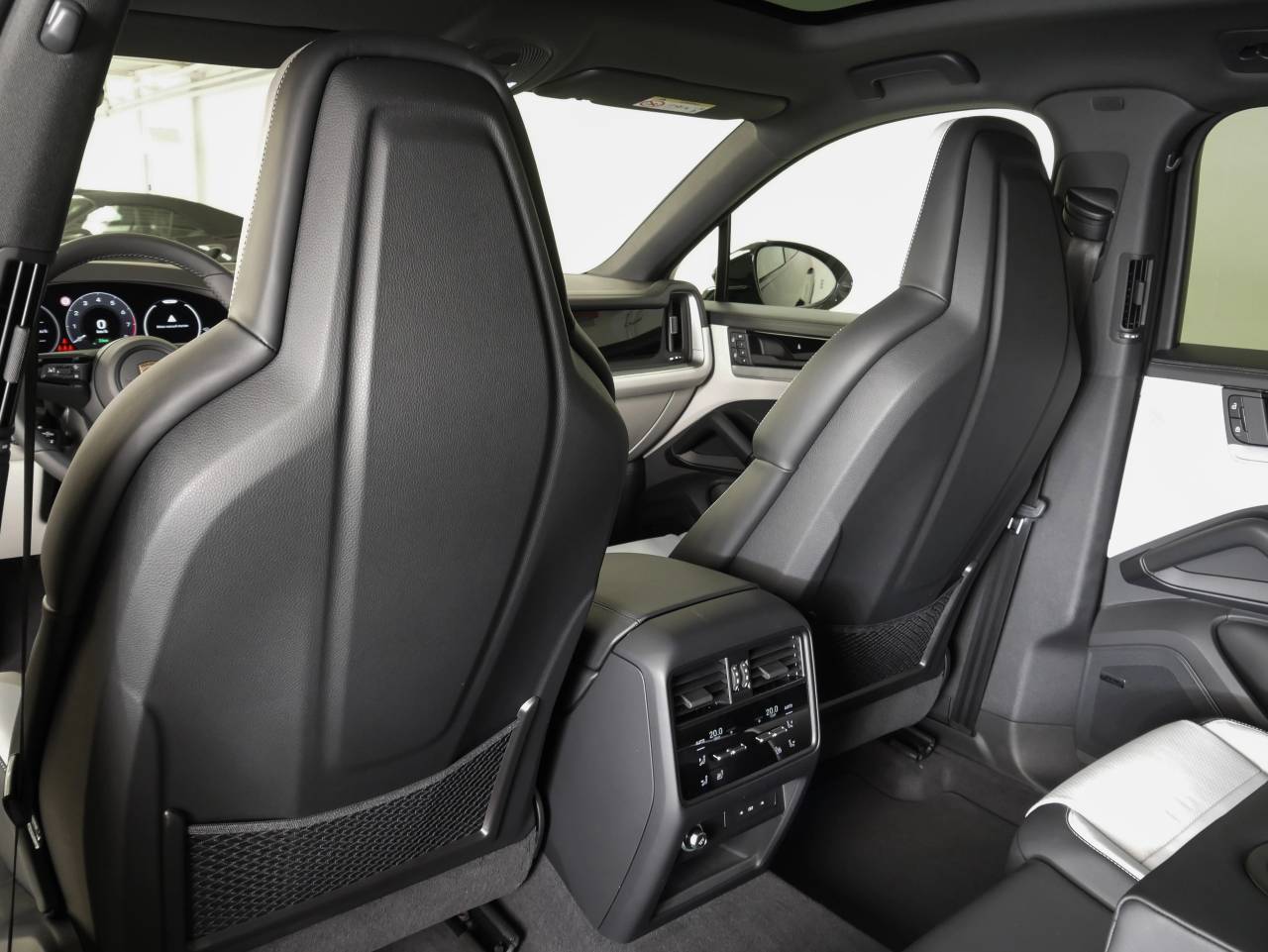 Porsche Cayenne III ph2 E-Hybrid Coupé - 2025 - Joinsteer - #25