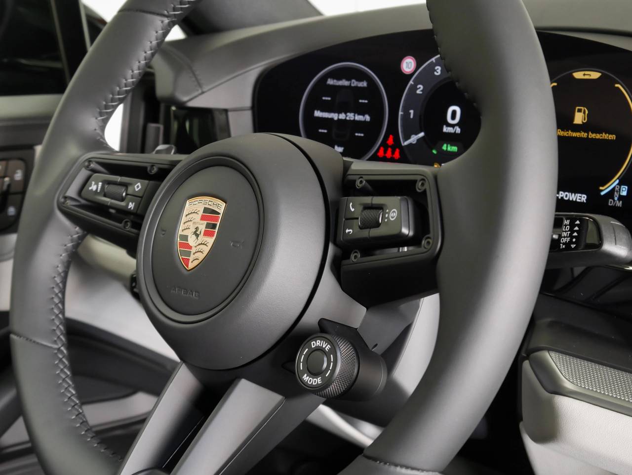 Porsche Cayenne III ph2 E-Hybrid Coupé - 2025 - Joinsteer - #35