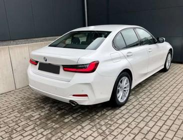 BMW 318i — photo 2