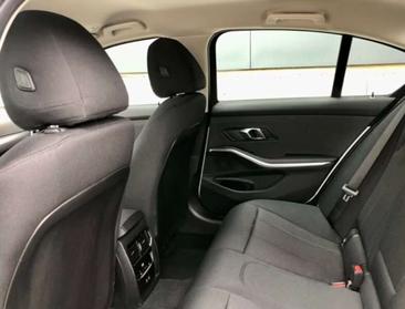 BMW 318i — photo 6