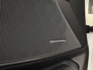 BMW 320 M Sport E — photo 8