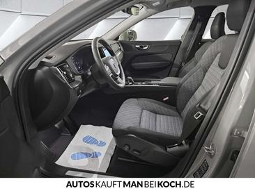 Volvo XC60 B4 Core — photo 5