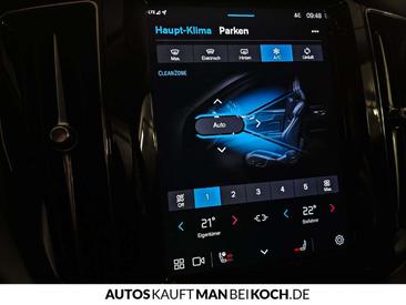 Volvo XC60 B4 Core — photo 24