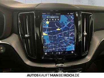 Volvo XC60 T6 Recharge Core — photo 11