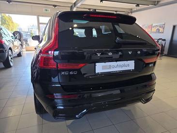 Volvo XC60 B5 R-Design — photo 9