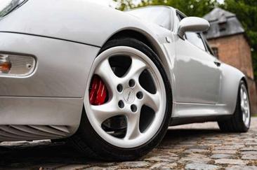 Porsche 993 Turbo — photo 9