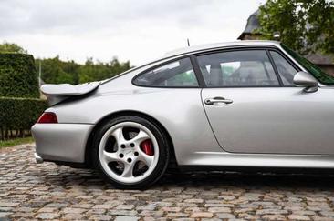 Porsche 993 Turbo — photo 12