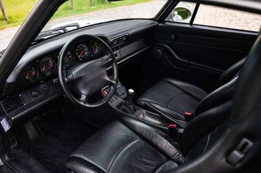 Porsche 993 Turbo — photo 22